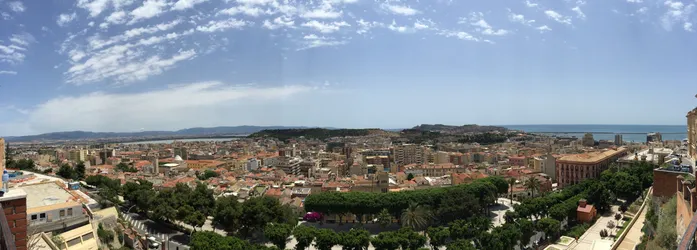 Superbe panorama de toute la ville, qu&rsquo;est-ce que je disais ? Il y en a qui ne me croient toujours pas&hellip;