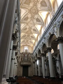 Intérieur de la cathédrale