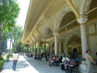 Topkapi : devant la salle du Divan